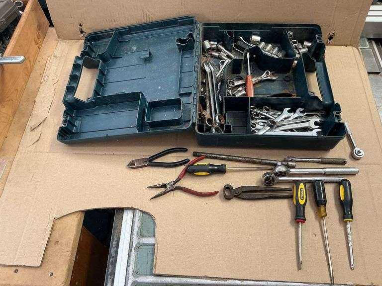 Combination wrenches, SAE & metric, 3/8" drive image