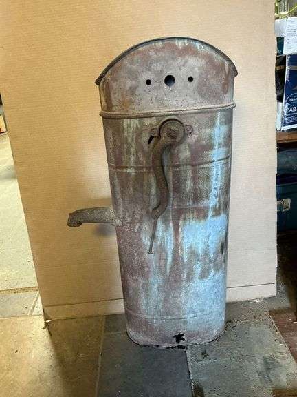 Vintage well pump, 37 1/2" T image