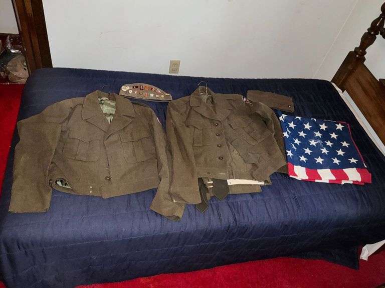 Military uniforms, tie, caps, flag, image
