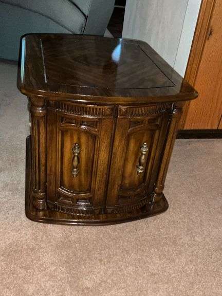 End table image