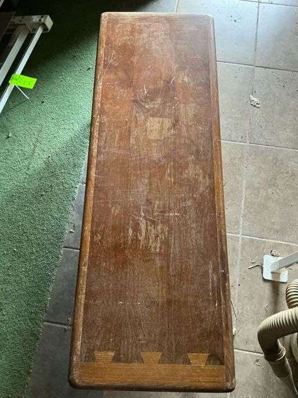 Lane wood coffee table, has some scarring to top image