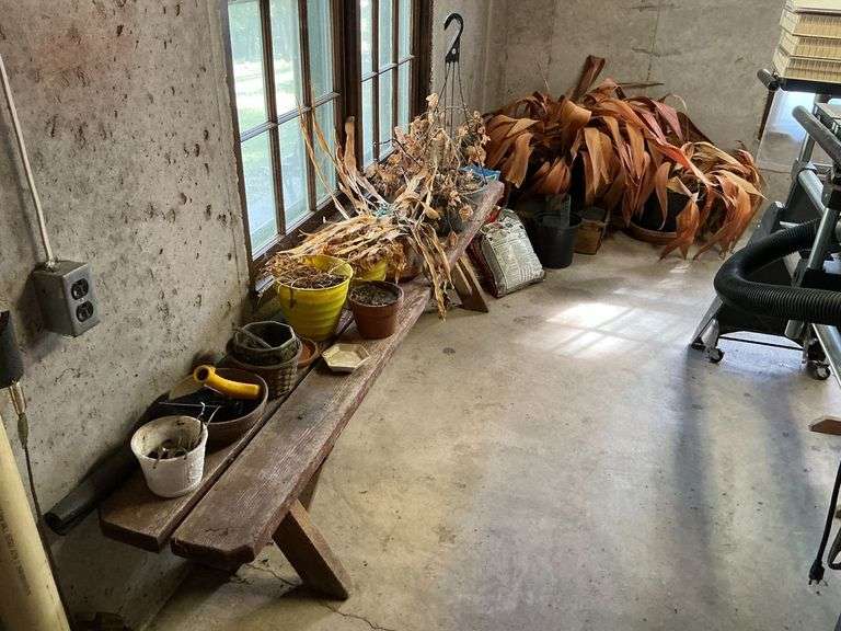 Garden bench 7', fertilizer, pots, plant soil, organic plant food, etc. image