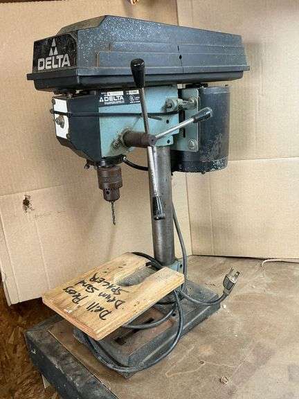 Delta 8" bench top drill press image