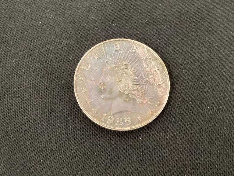 1985 Liberty one troy ounce silver trade unit image