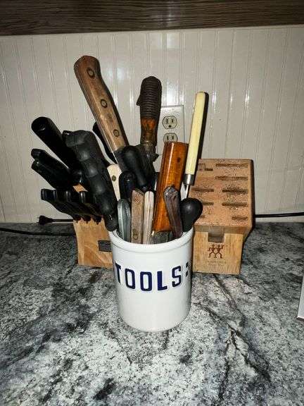 Assortment of knives and knife blocks image