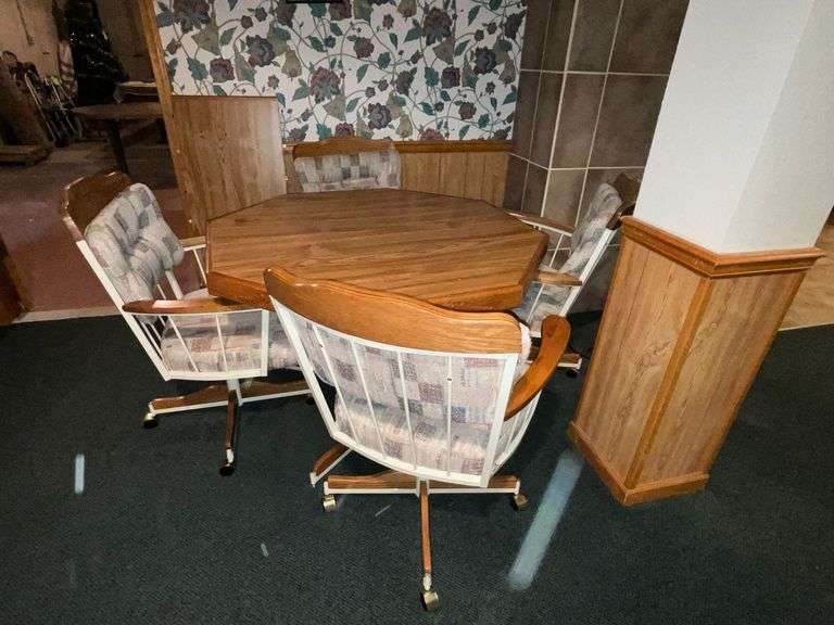 Kitchen table, 42" W + 17 1/2" W leaf image