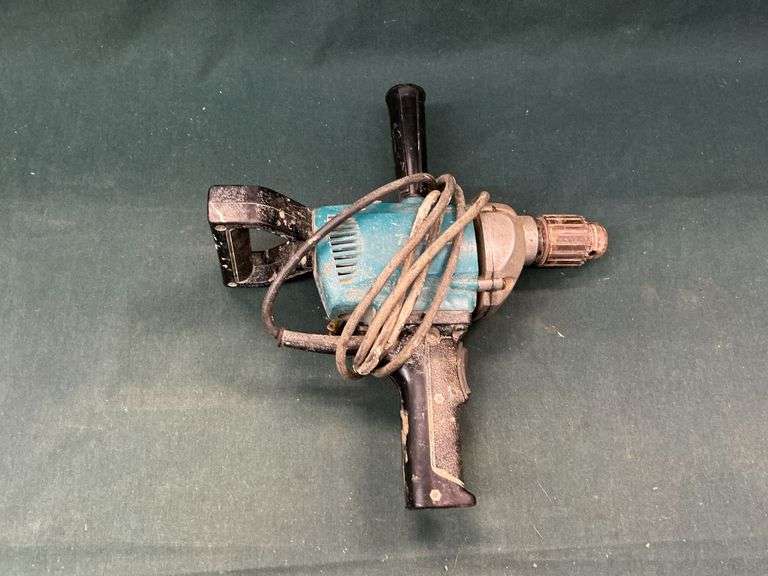 Makita 1/2" reversable drill, Model 6013BR image