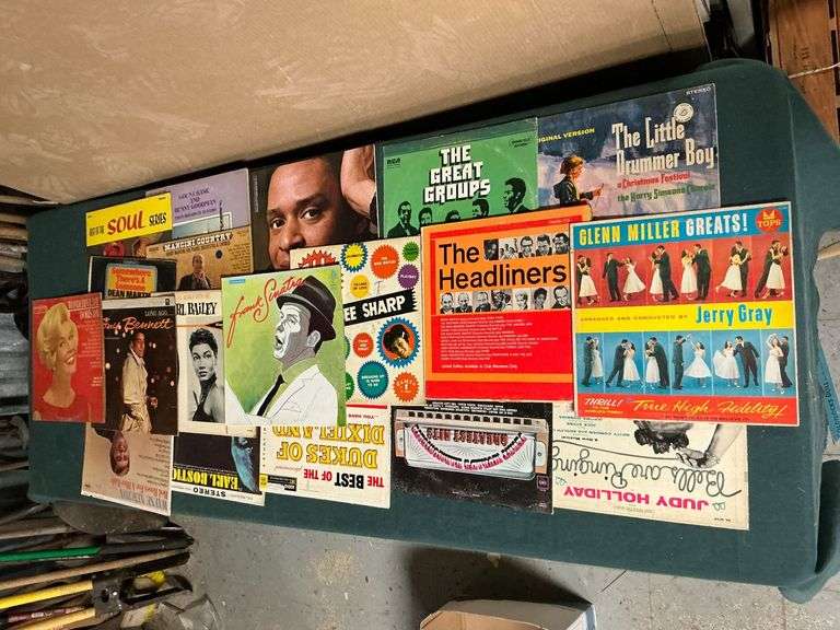 Vinyl record albums image