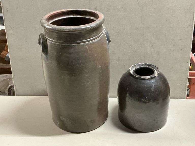 Williams & Ruppert Greensboro brown stoneware jar image