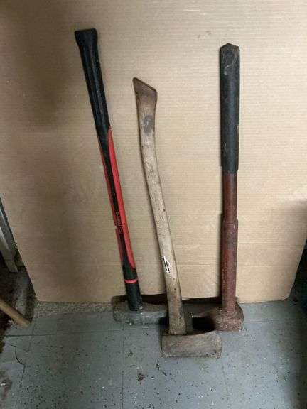 Pair of splitting mauls image