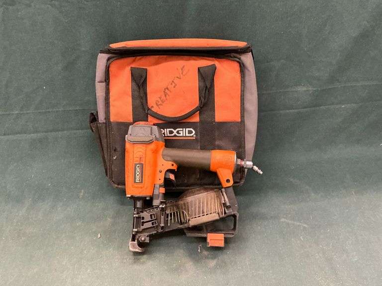 Ridgid pneumatic coil roofing nailer, Model R175RND image