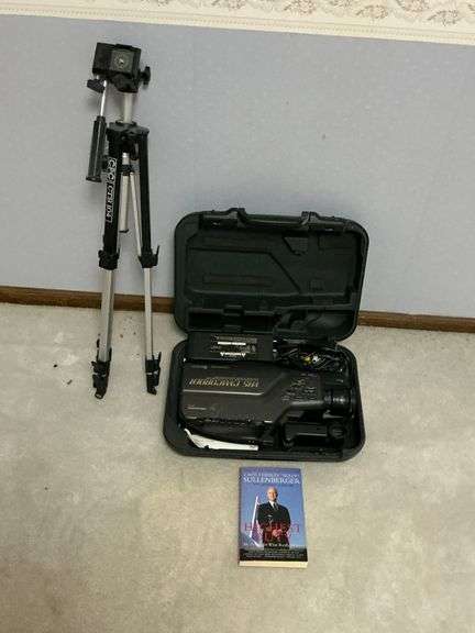 CPC CPB 104 tripod image