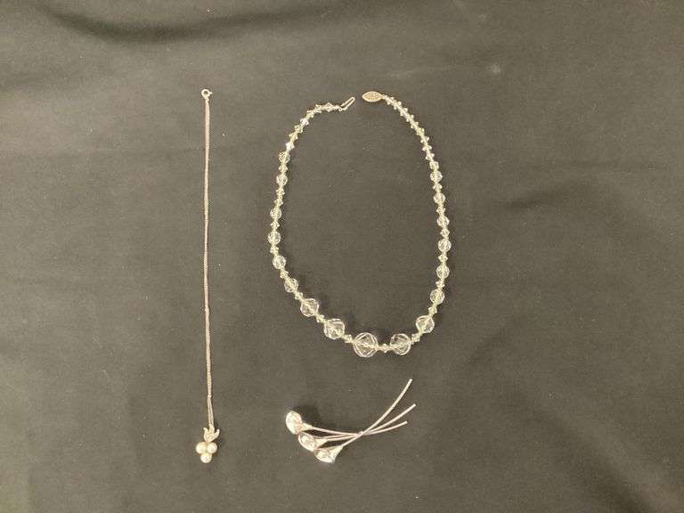 14K chain with knot with 14K pendant with pearls image