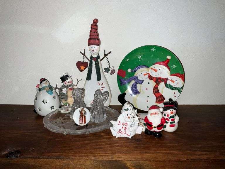 Christmas assortment snowmen and Santa image