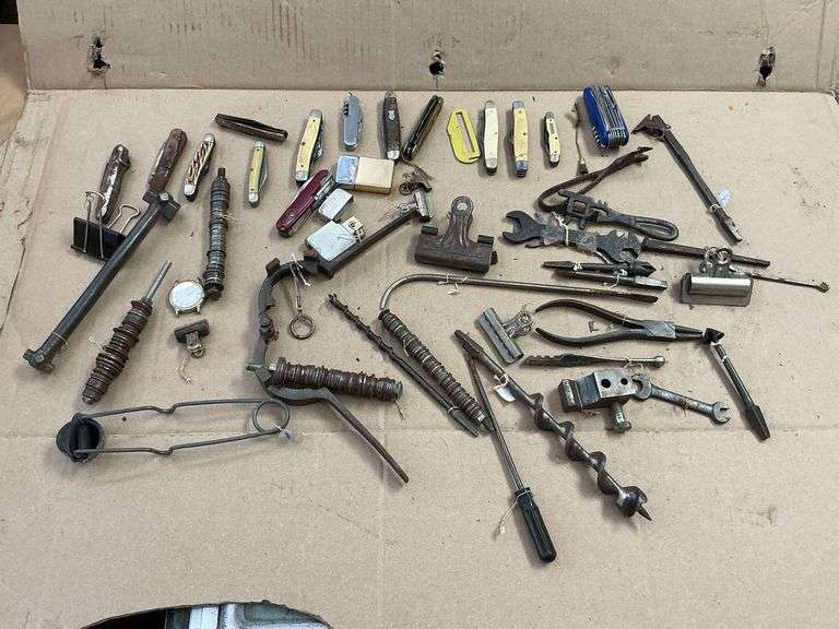 Cigarette lights, pocket knives, small tools, pocket watch, some vintage, etc. image