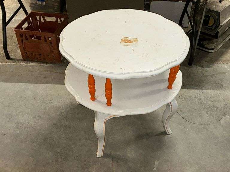 4 leg wooden lamp table image