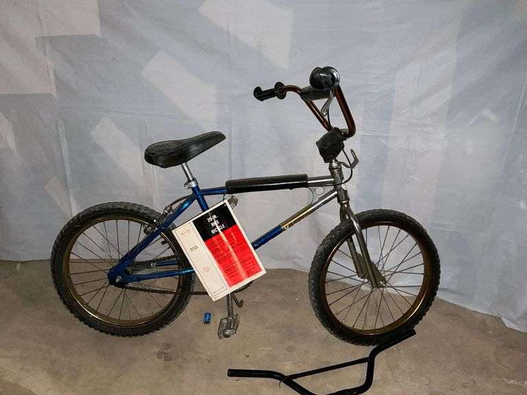Sears 20" BMX bicycle image