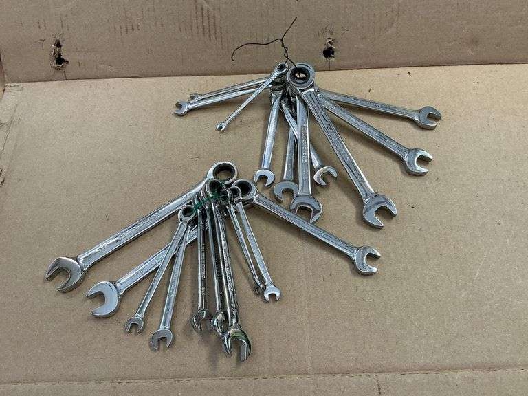 Gear wrench SAE & Metric ratcheting wrenches image