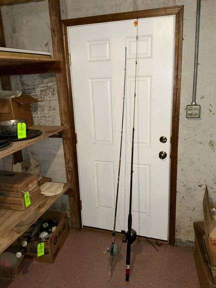 Zebco 808 Hawg metal reel with 7' rod image