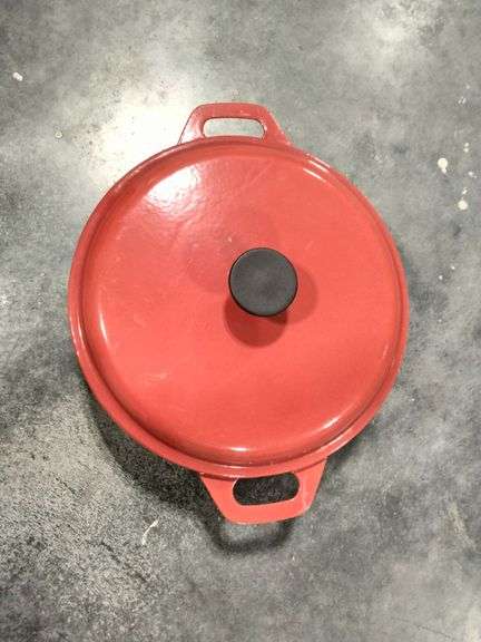 8 quart cast iron enamel pot image
