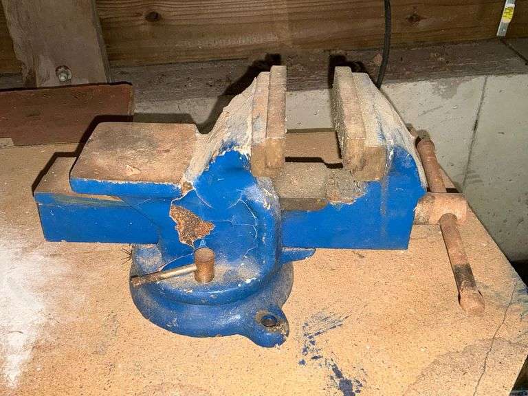 4" benchtop vise image