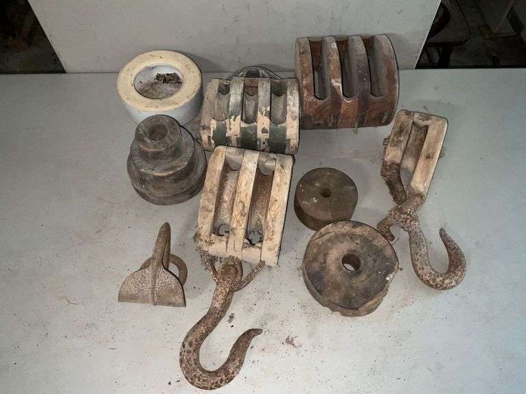 Wooden block and tackle, pulley & tackle parts image