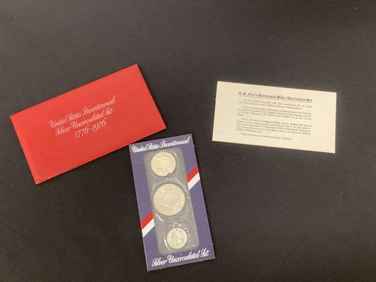 U. S. Bicentennial Silver Uncirculated Set in presentation envelope image