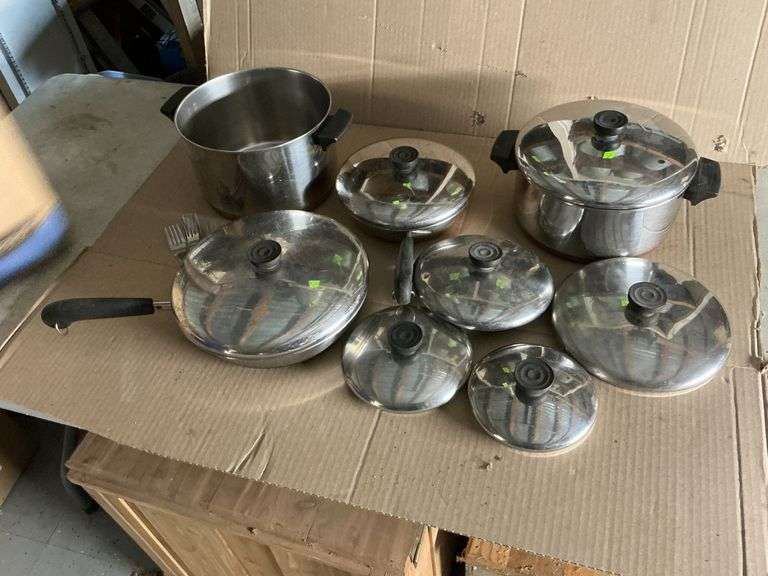 Revereware pots and pans and extra lids image