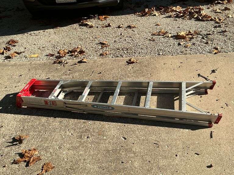 Werner 6' aluminum step ladder image