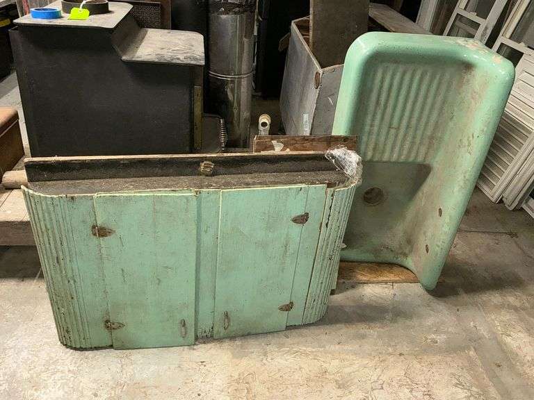 Standard Sanitary MFG Co. Cast iron sink with front support image