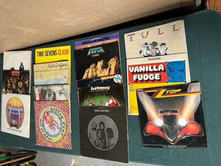 Vinyl record albums image