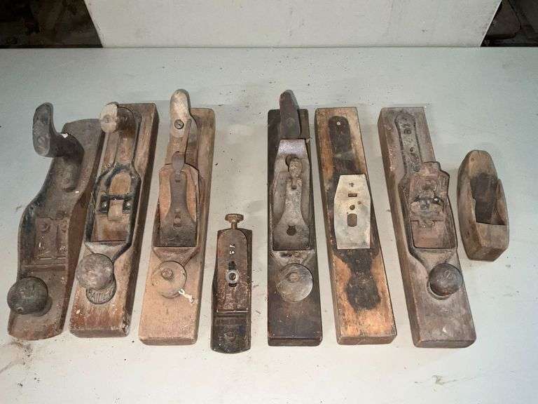 Assortment of block planes and parts image