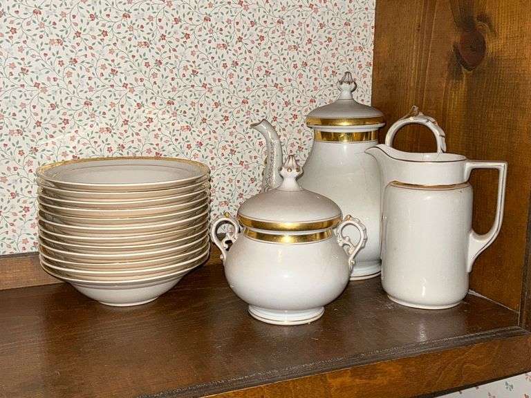 12 Crown Potteries cereal bowls image