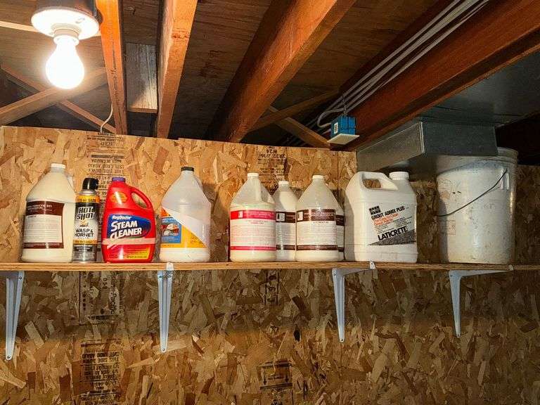 Flooring chemicals image