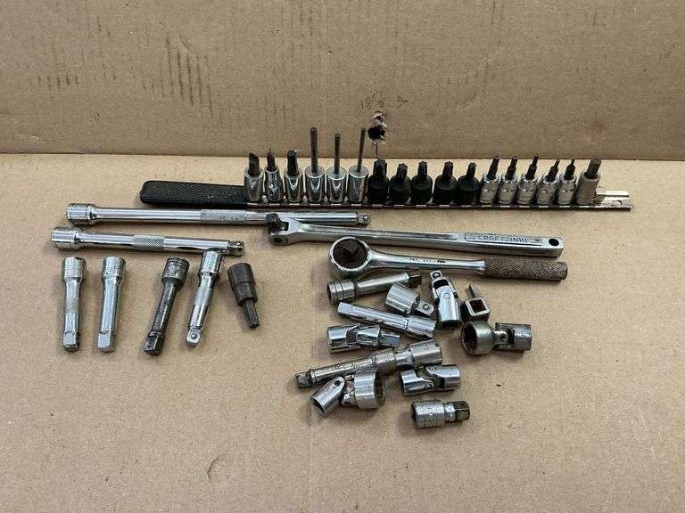 3/8" drive ratchets, breaker bar, swivel sockets, etc. image
