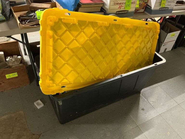 Large tote with yellow lid image