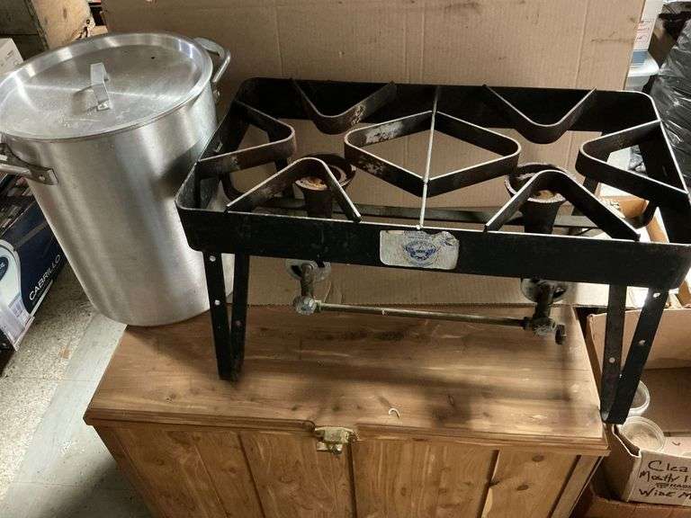 2-burner propane cooker image