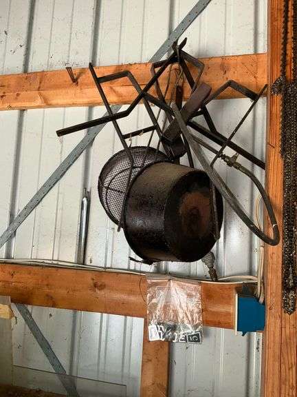 Propane fish cooker and stand image