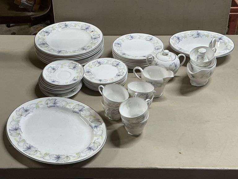 Shelley England Sycamore dishes image