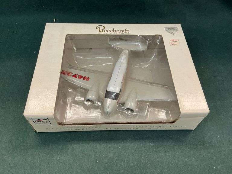Liberty Classics Beechcraft Model 18 plane image