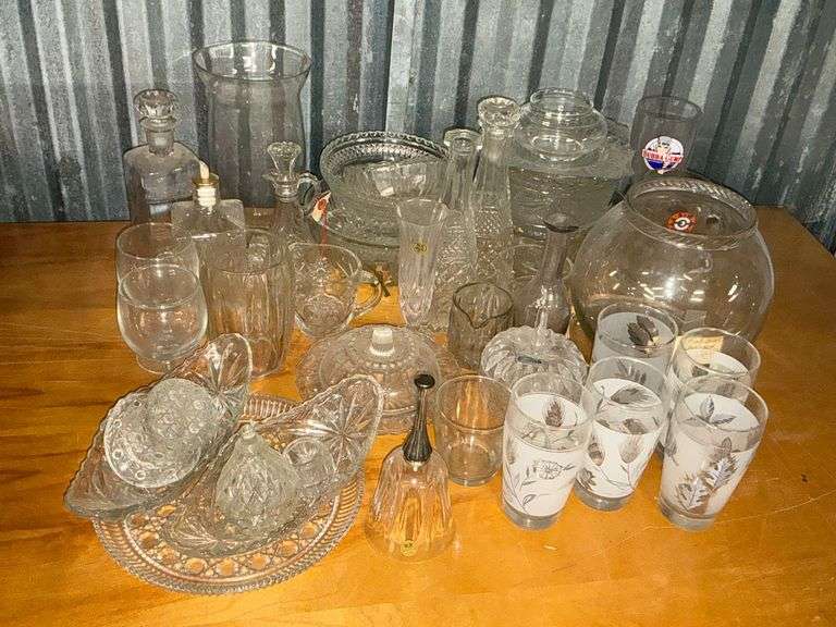 Assorted glassware image
