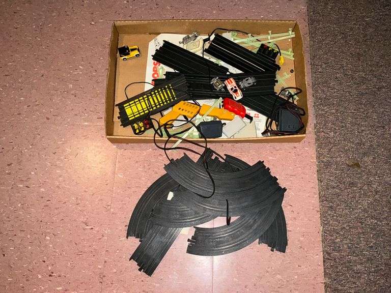 Tyco race track image