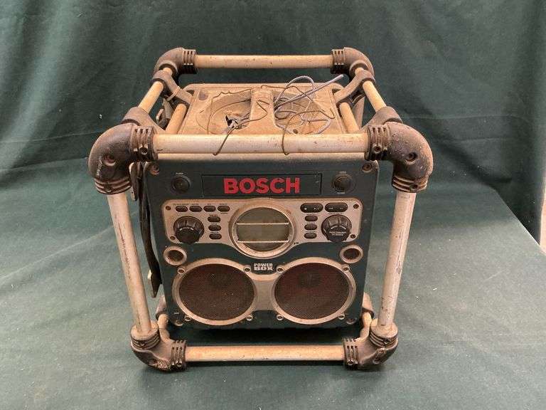 Bosch job site radio and charger. image