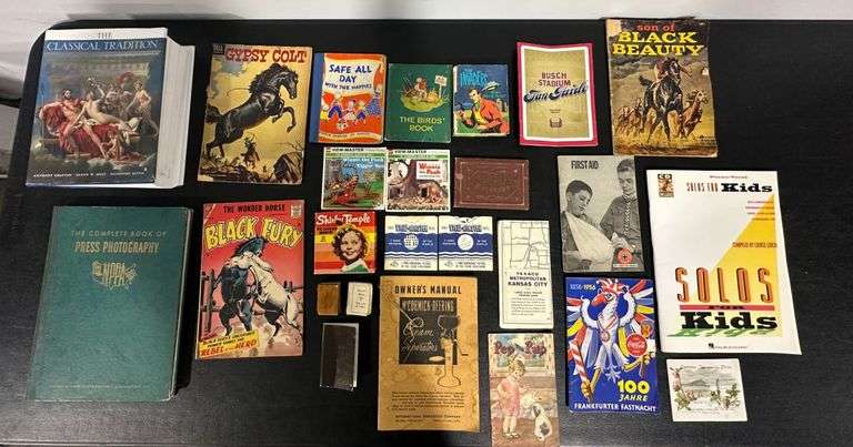 Mixed Lot of Books, Comic Books, View-Master Reels, and Ephemera image