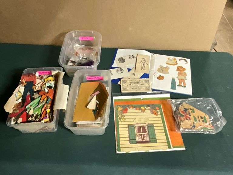 Paper Dolls, some vintage image