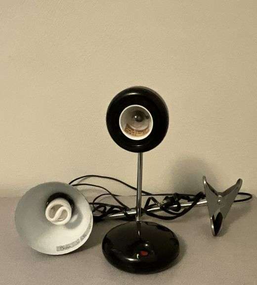 Desk lamp and clip on lamp. image