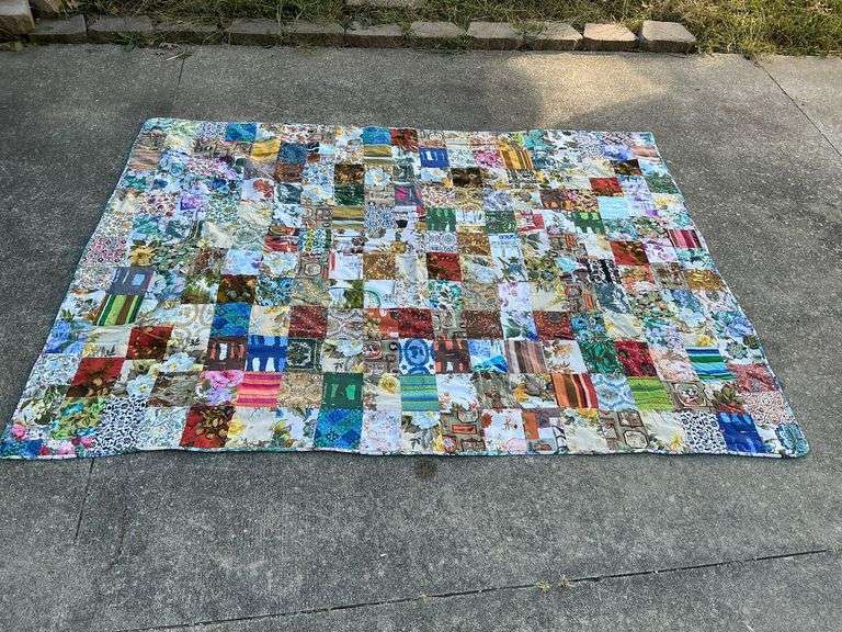 Tied patchwork quilt, some damage image