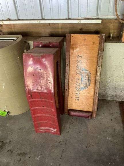 2 metal car ramps image