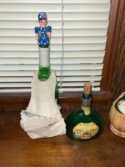 Decanters, cow horn, lamp, etc. image