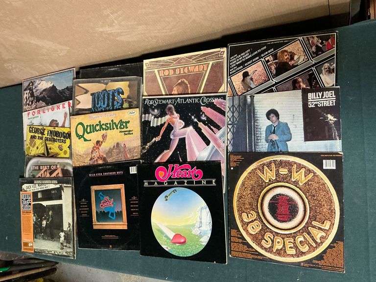 Vinyl record albums image